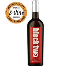 Carica l'immagine nel visualizzatore di Gallery, BlockTwo 2016 Merlot CabFranc