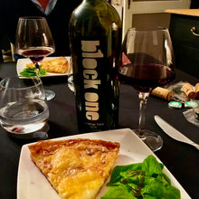 Lade das Bild in den Galerie-Viewer, B1ockOne 2017 Cabernet Franc